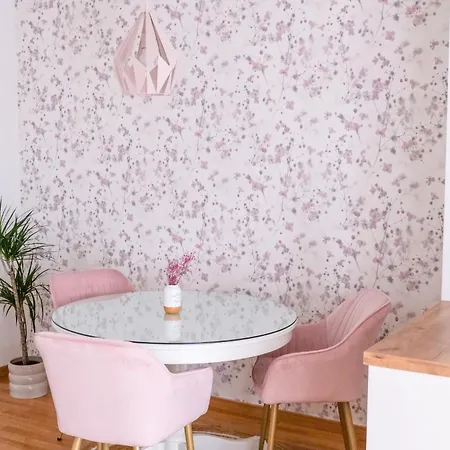Cozy Ii Apartment